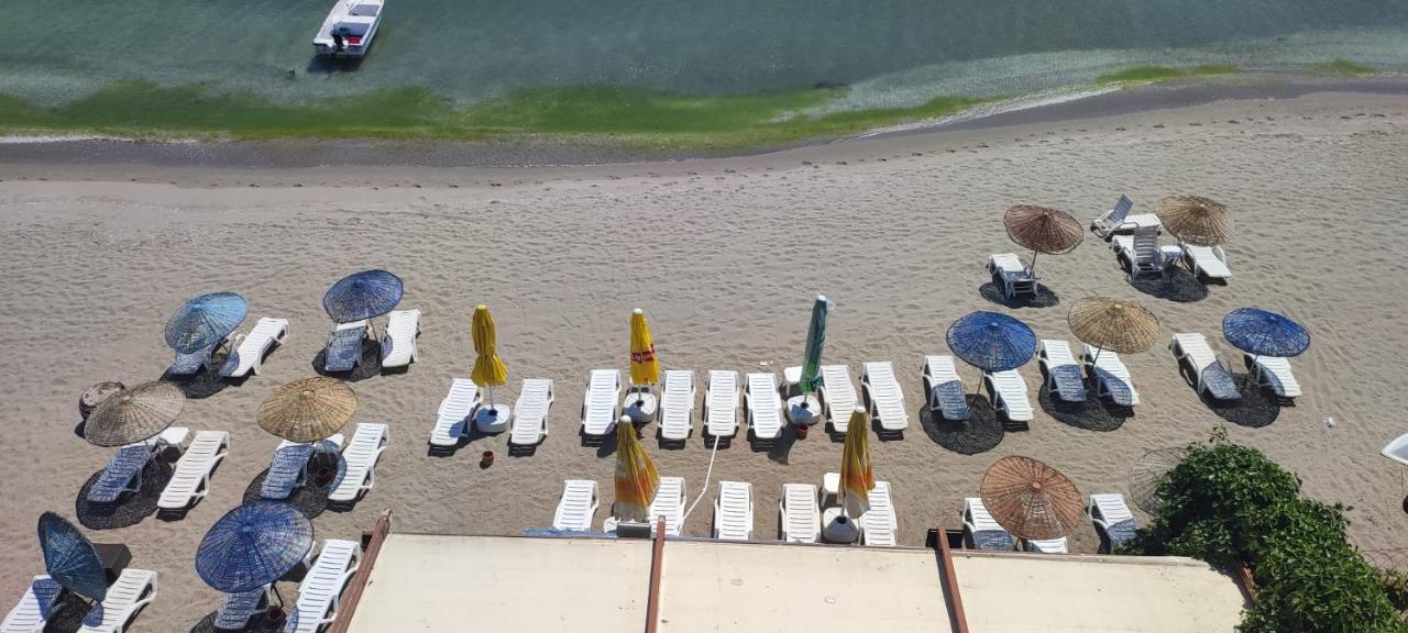 Deniz Hotel Kumburgaz Büyükçekmece Esterno foto