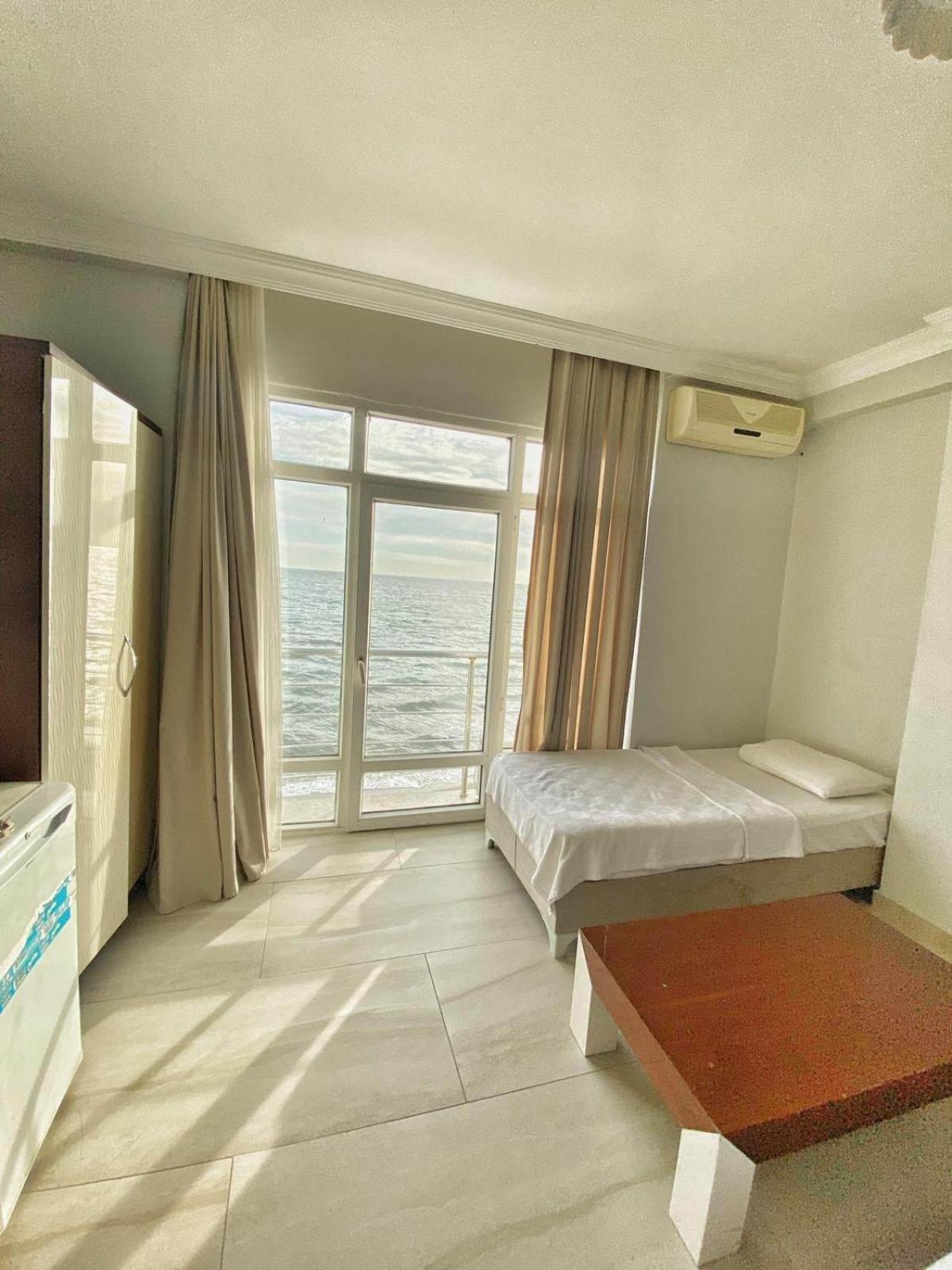 Deniz Hotel Kumburgaz Büyükçekmece Esterno foto